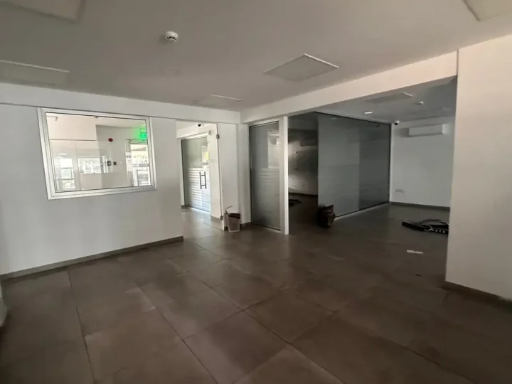 Trading area 380 m² for rent in Limassol, Agios Ioannis Lemesou