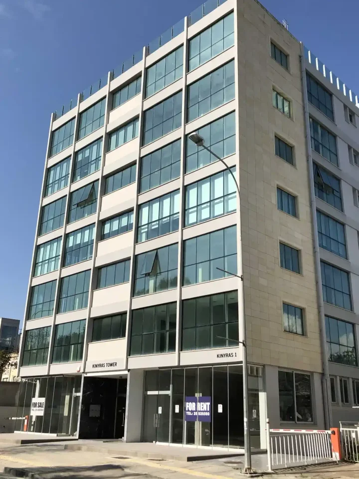 Office 437 m² for rent in Nicosia, Nicosia - Agios Andreas