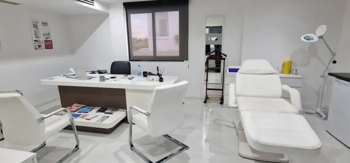 Офис 456 м² в аренду в Larnaca, Larnaka - Harbor