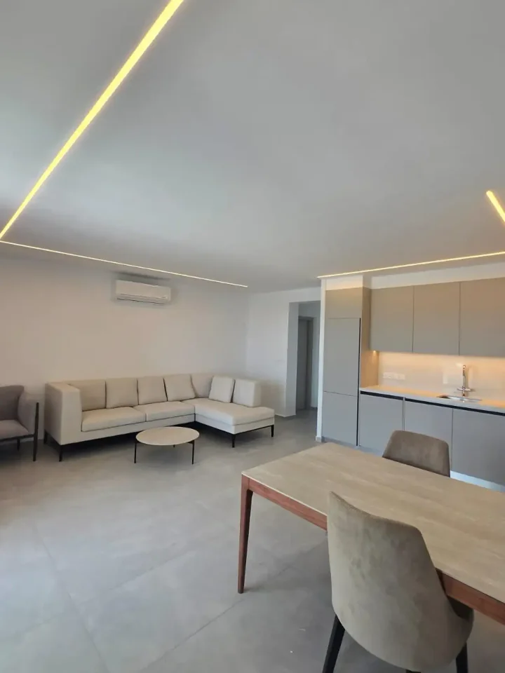 2-bedroom penthouse for rent 81 m² in Limassol, Limassol - Zakaki