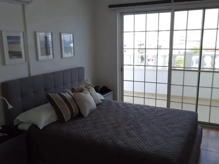 2-bedroom apartments for rent 140 m² in Larnaca, Larnaka - Finikoudes