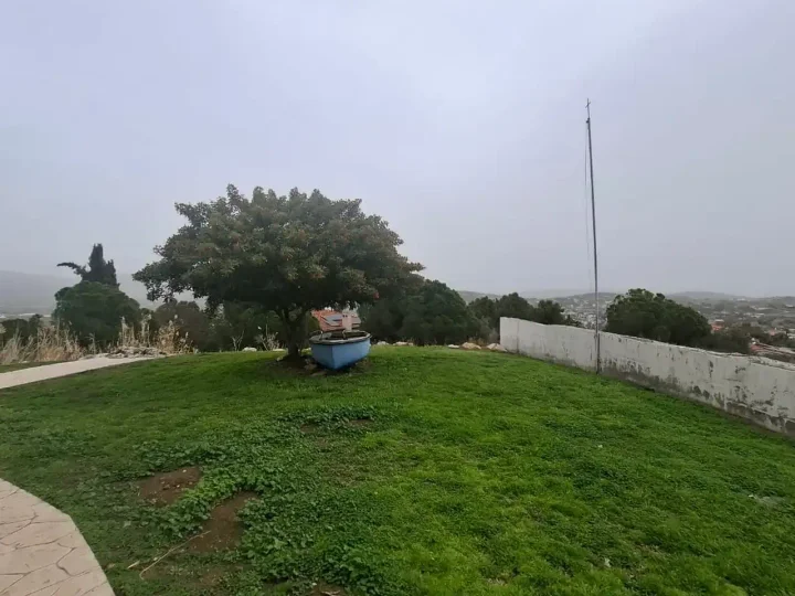 5-bedroom detached house for rent 280 m² in Limassol, Parekklisia