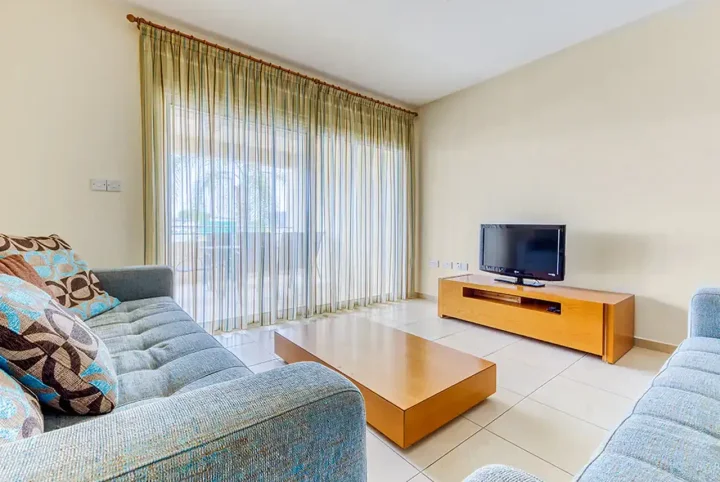 Apartments for rent 170 m² in Limassol, Mouttagiaka Tourist Area