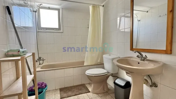 Apartments for rent 100 m² in Limassol, Limassol - Agia Zoni
