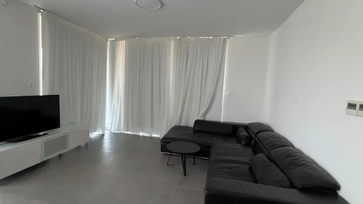 2-bedroom apartments for rent 92 m² in Limassol, Germasogeia Tourist Area
