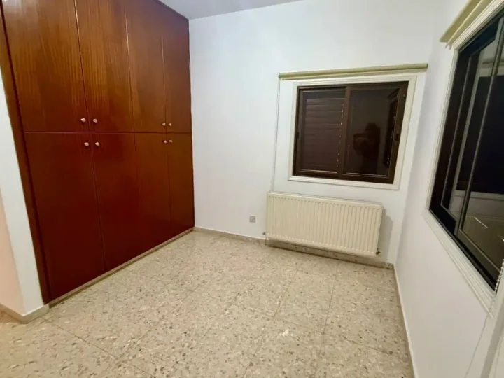3-bedroom apartments for rent 200 m² in Nicosia, Strovolos - Archangelos