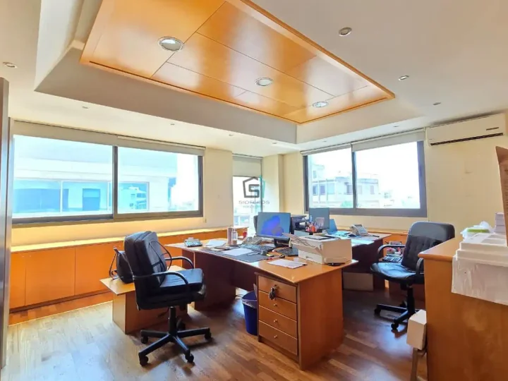 Office 200 m² for rent in Limassol, Limassol - Agios Nektarios