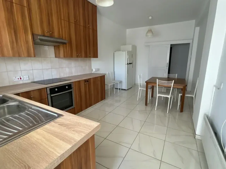 3-bedroom apartments for rent 100 m² in Nicosia, Egkomi