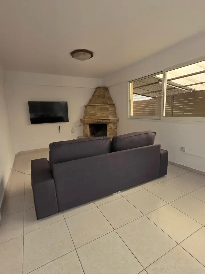 3-bedroom maisonette for rent 170 m² in Limassol, Limassol - Kapsalos