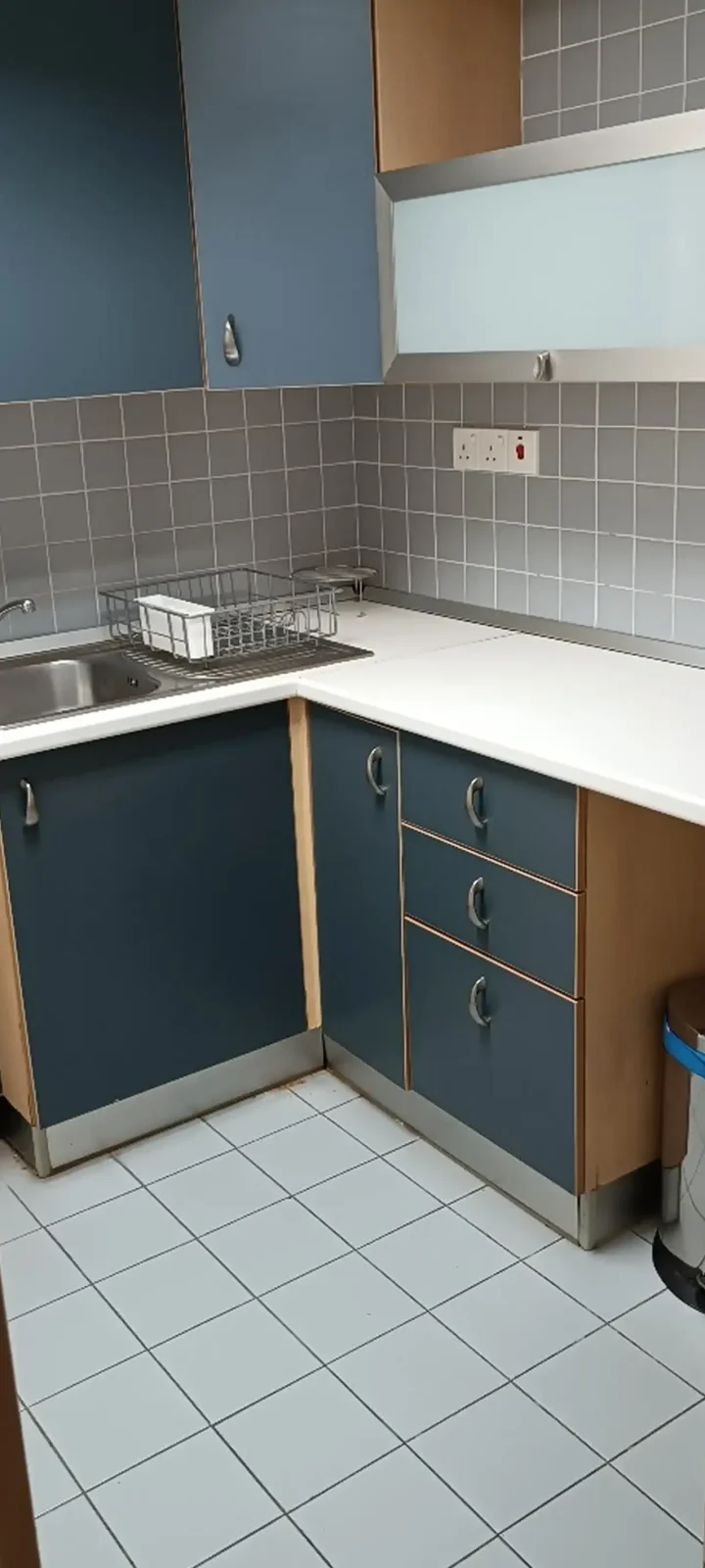 Office 242 m² for rent in Limassol, Limassol - Agios Nicolaos