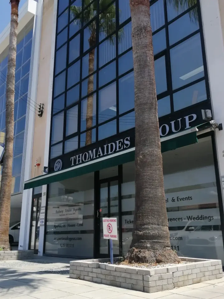 Office 90 m² for rent in Limassol, Limassol - Agios Nicolaos