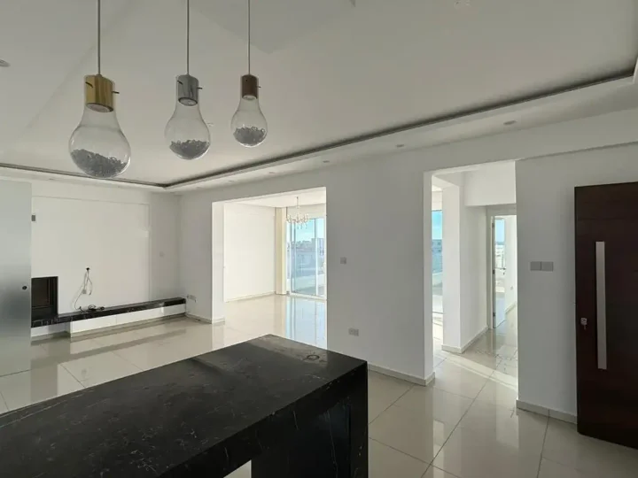 Penthouse for rent 127 m² in Paphos, Paphos - Agios Theodoros