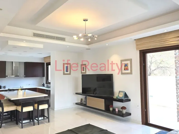 Detached house for rent 480 m² in Limassol, Apesia