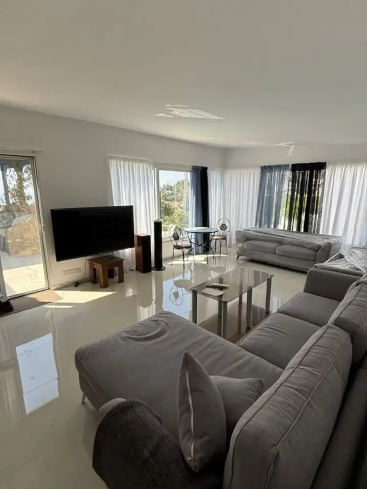 Отдельный дом в аренду  в Paphos, Tala