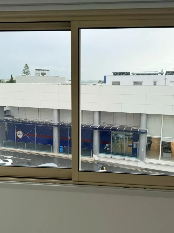 Office 100 m² for rent in Nicosia, Aglantzia