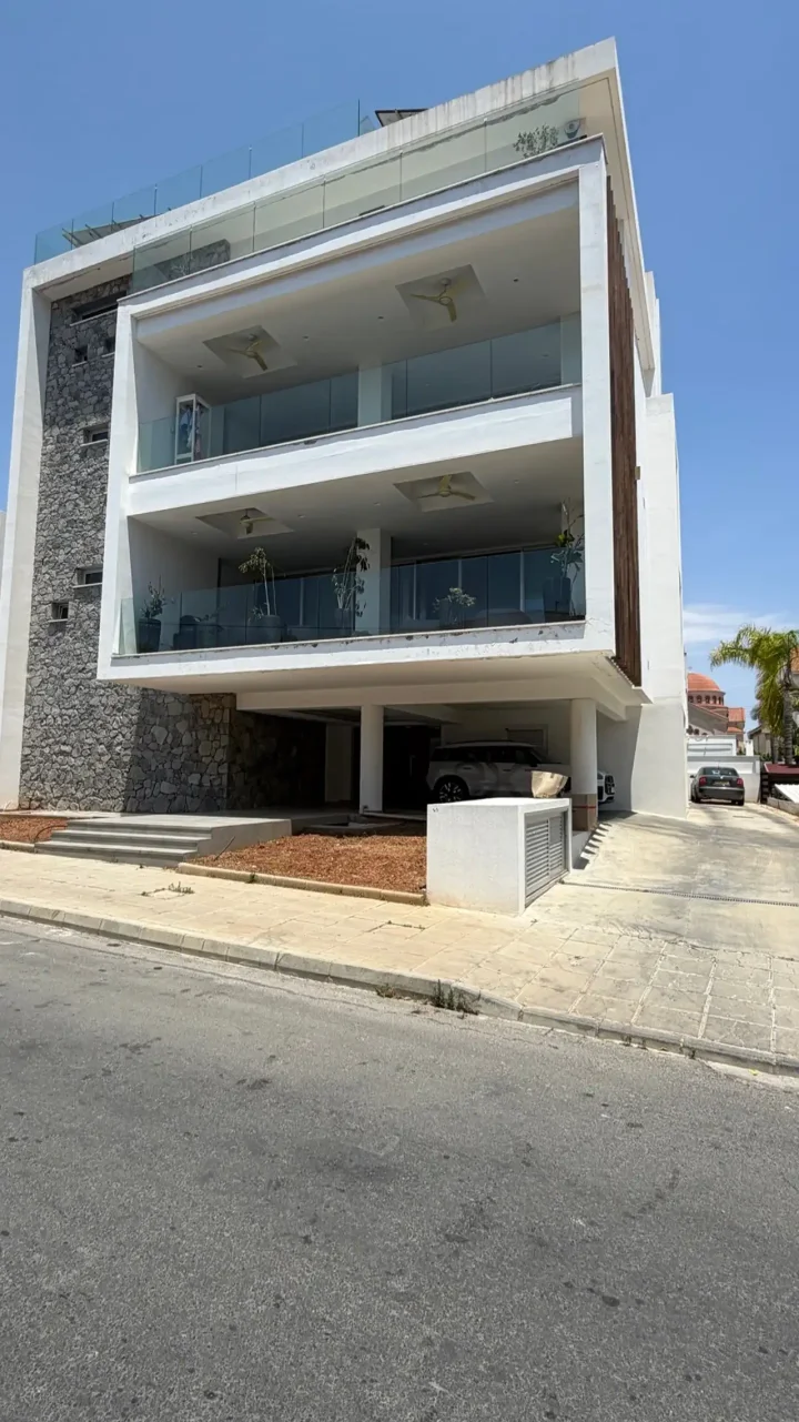 Apartments for rent 82 m² in Limassol, Limassol - Mesa Geitonia