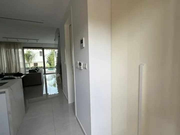 Μονοκατοικία προς ενοικίαση 200 μ² στην τοποθεσία Paphos, Kissonerga