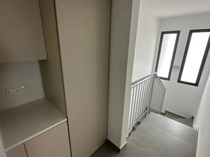 4-bedroom detached house for rent 270 m² in Nicosia, Latsia - Agios Georgios