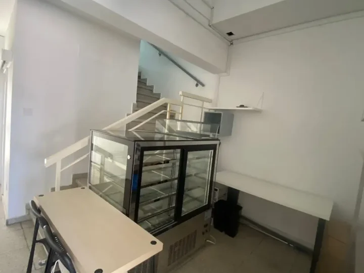 Trading area 75 m² for rent in Nicosia, Nicosia - Lykabittos