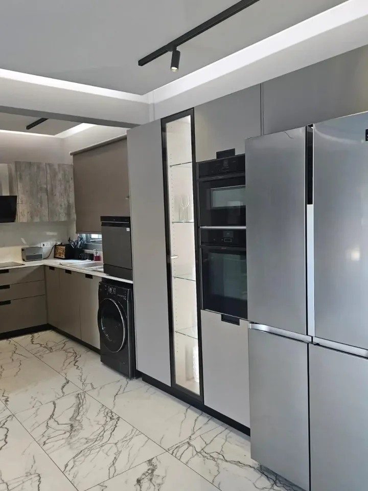 5-спальная отдельный дом в аренду 220 м² в Limassol, Germasogeia Tourist Area