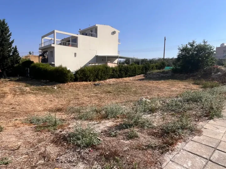 Plot of land for rent 490 m² in Paphos, Empa