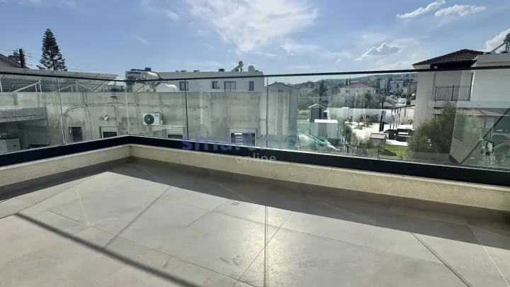 Apartments for rent 80 m² in Limassol, Parekklisia