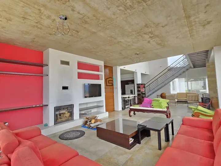 Detached house for rent 280 m² in Limassol, Silikou