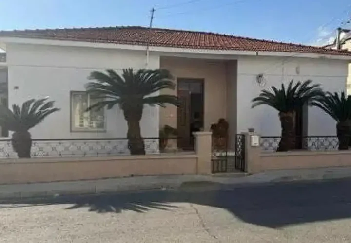 Commercial properties 230 m² for rent in Limassol, Limassol - Agios Ioannis