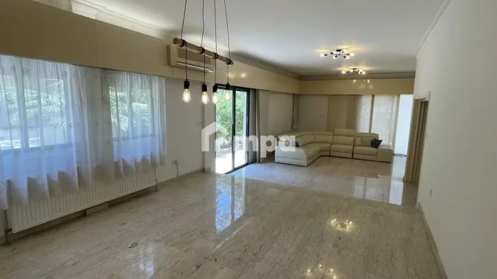 Отдельный дом в аренду 350 м² в Nicosia, Strovolos - Stavros