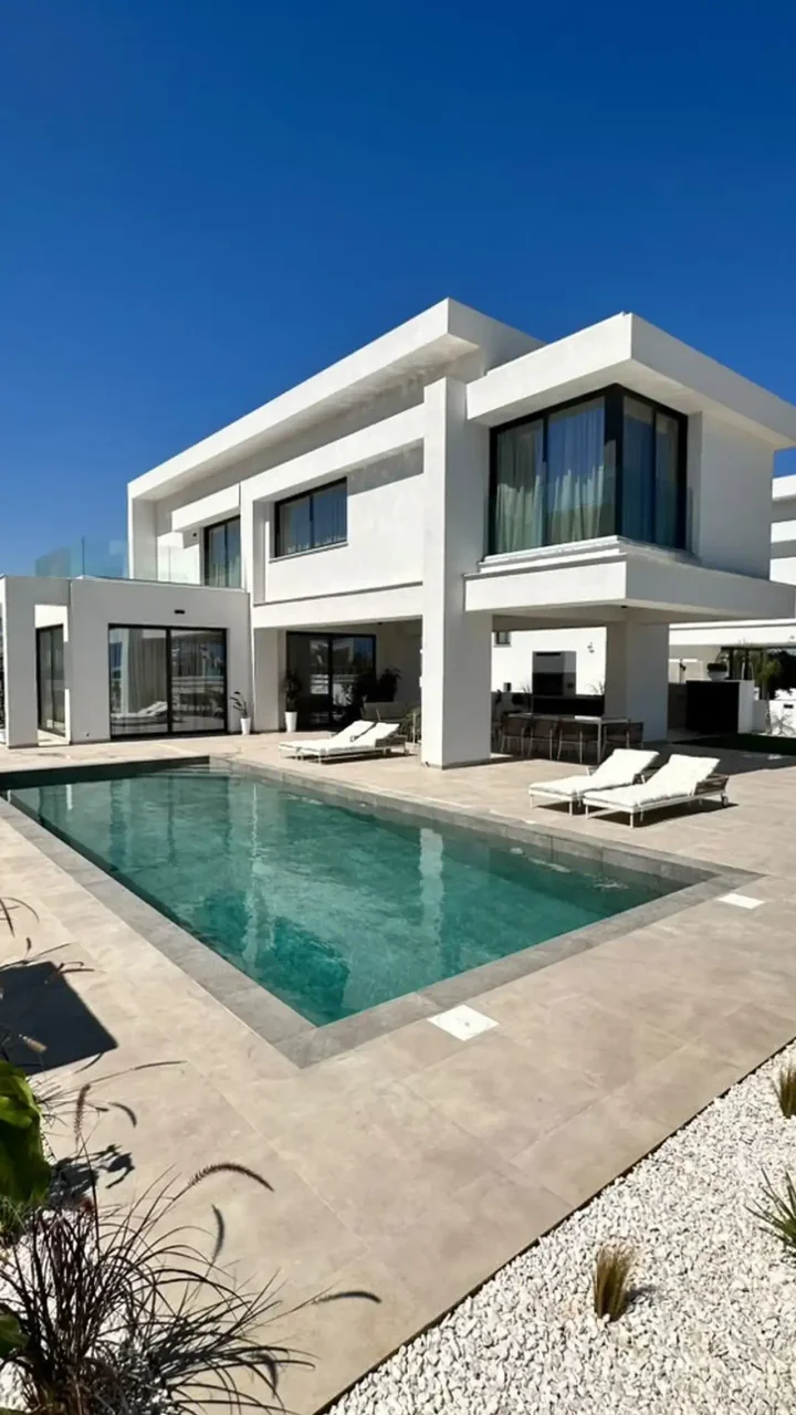 3-bedroom detached house for rent 135 m² in Famagusta, Pernera
