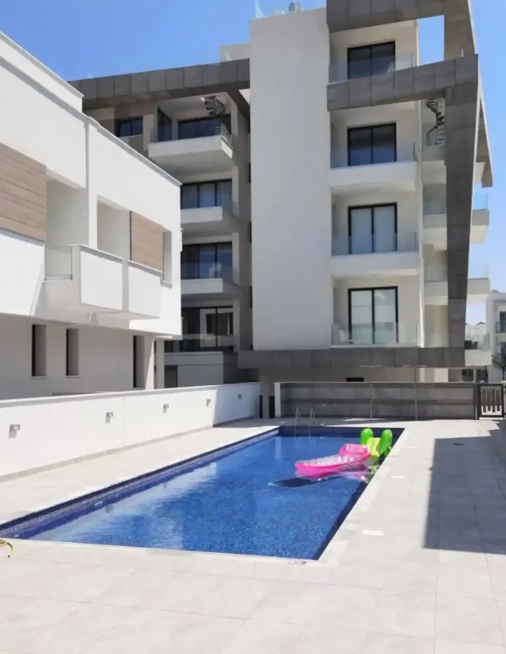 5-bedroom villa for rent 319 m² in Limassol, Germasogeia Tourist Area
