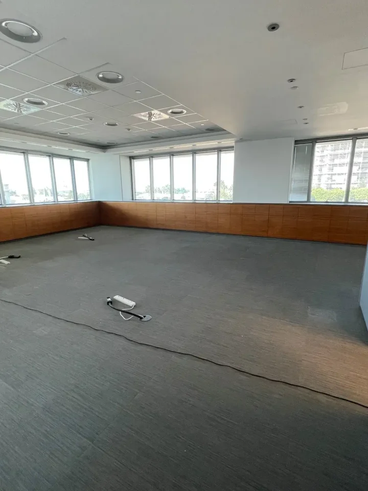 Office 583 m² for rent in Limassol, Limassol - Omonia