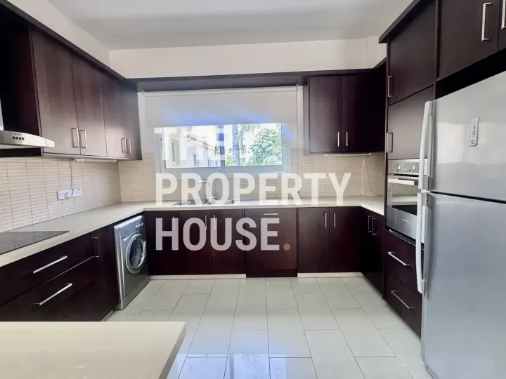 Apartments for rent 119 m² in Limassol, Germasogeia Tourist Area