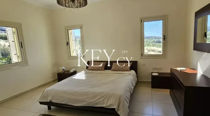 Detached house for rent 355 m² in Paphos, Pegeia