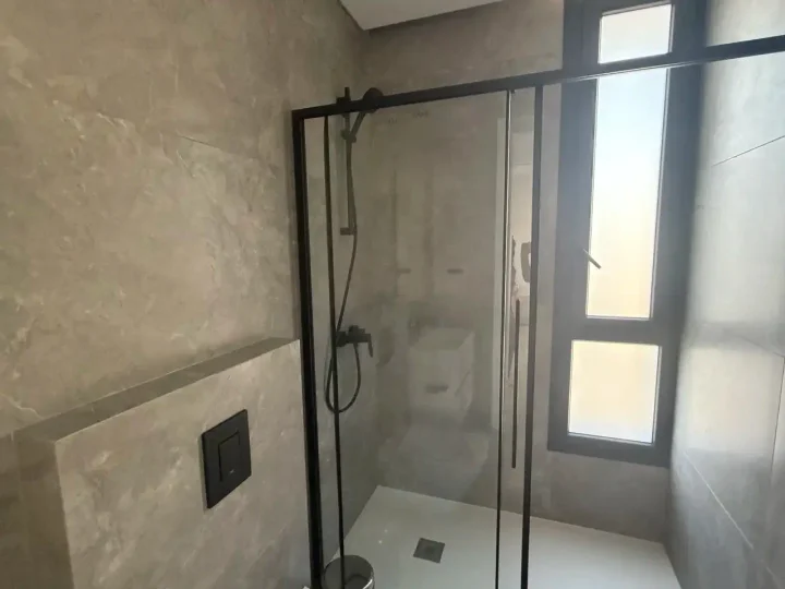 2-bedroom apartments for rent 90 m² in Limassol, Limassol - Omonia