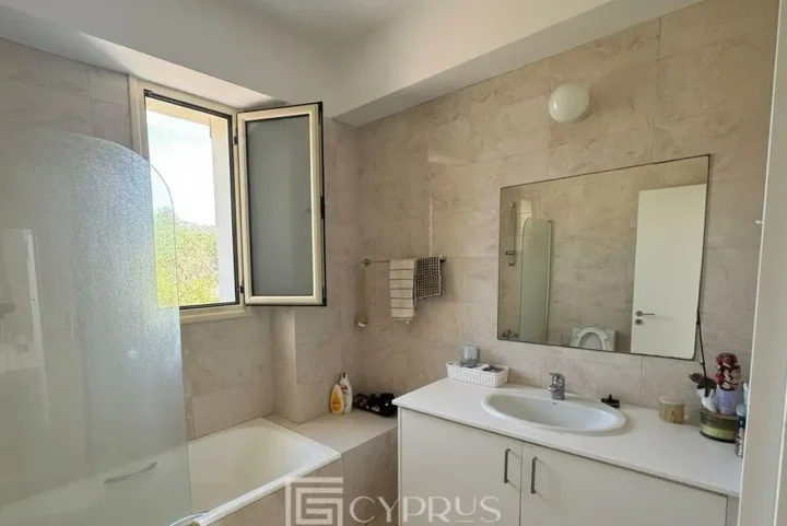 3-bedroom detached house for rent 180 m² in Paphos, Tremithousa