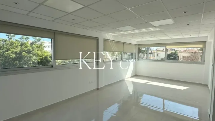 Office 103 m² for rent in Limassol, Limassol - Agia Zoni