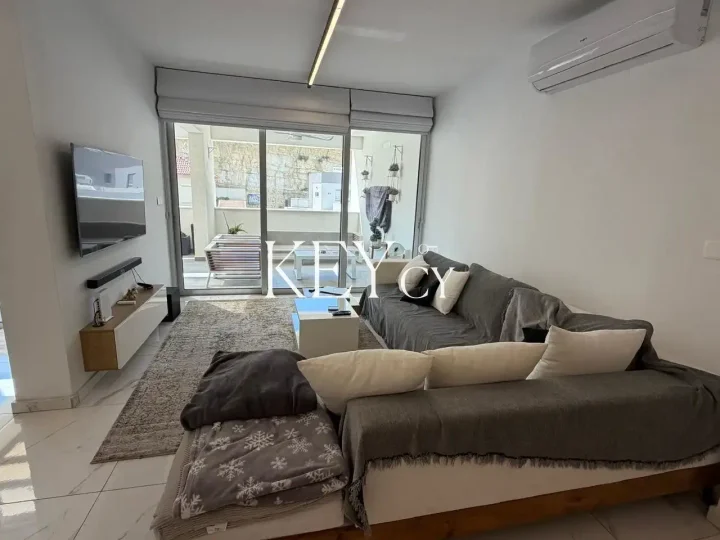 3-bedroom apartments for rent 198 m² in Limassol, Limassol - Mesa Geitonia