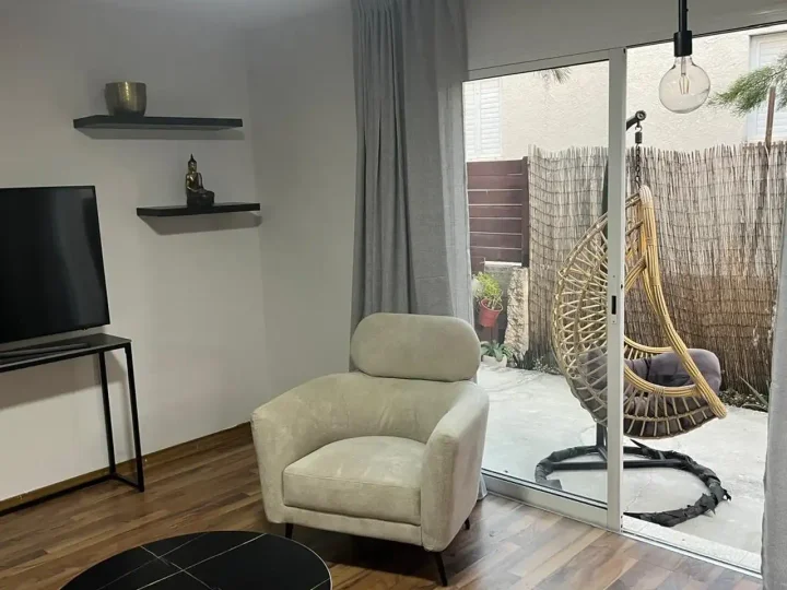 Apartments for rent 55 m² in Limassol, Limassol - Mesa Geitonia