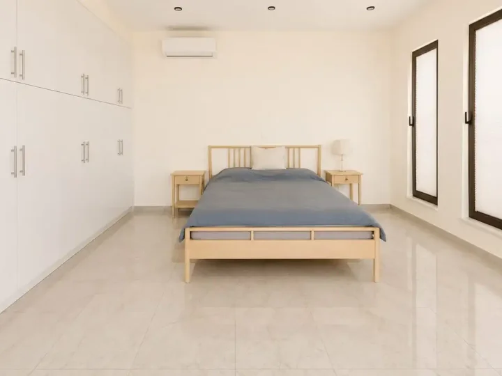 Villa for rent 300 m² in Paphos, Tala