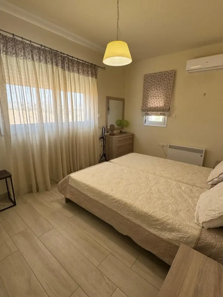 Semi-detached house for rent 180 m² in Limassol, Kato Polemidia