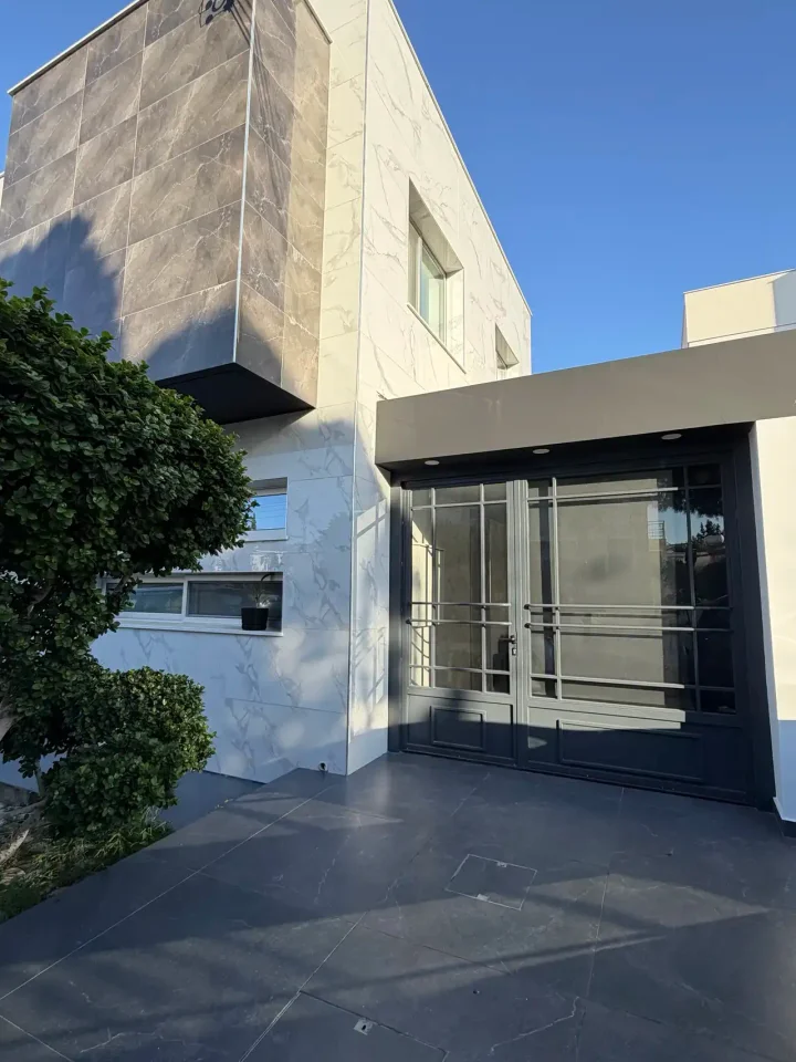 3-bedroom detached house for rent 210 m² in Limassol, Erimi