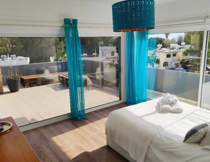 3-bedroom apartments for rent 200 m² in Limassol, Germasogeia Tourist Area