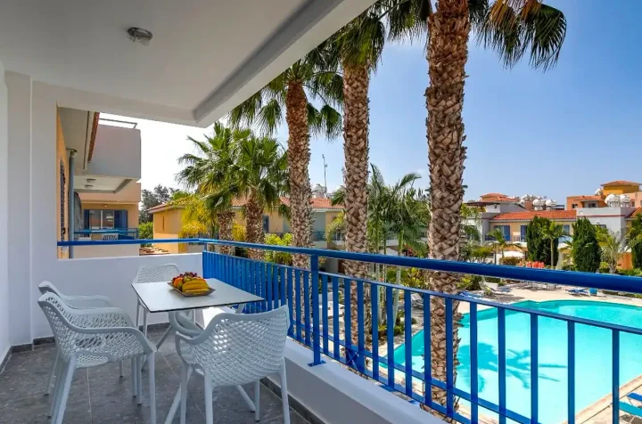 2-bedroom apartments for rent 75 m² in Paphos, Paphos - Universal