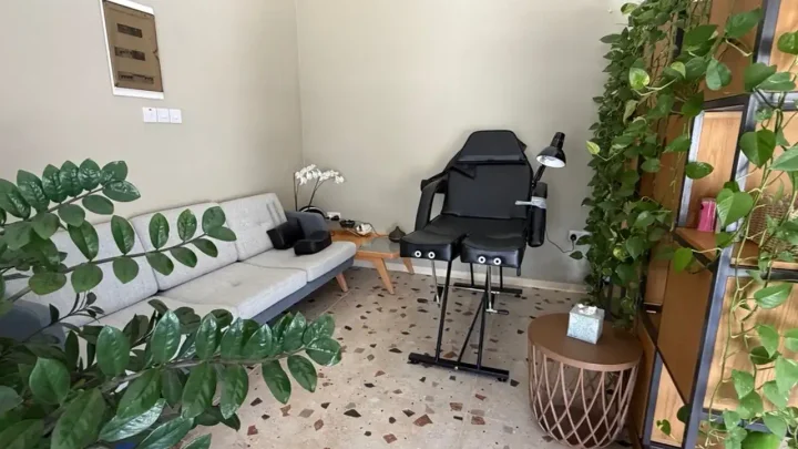 Trading area 80 m² for rent in Limassol, Limassol - Zakaki