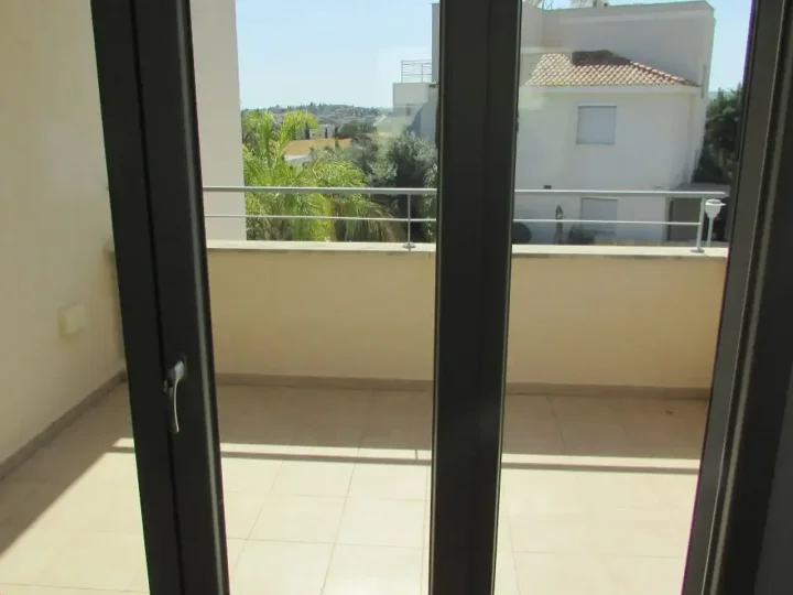 Detached house for rent 201 m² in Limassol, Agios Tychon