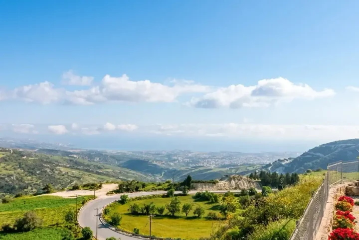 6+ bedroom detached house for rent 353 m² in Paphos, Kathikas