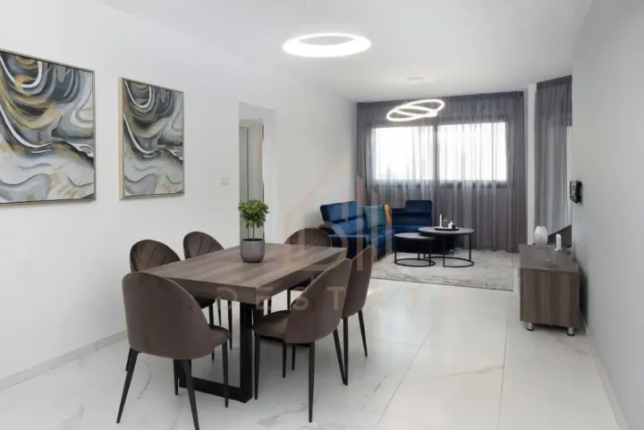2-bedroom apartments for rent 90 m² in Larnaca, Larnaka - Finikoudes