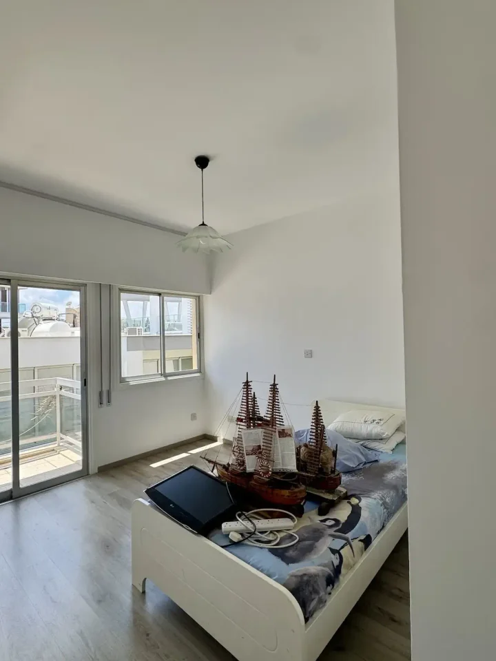 3-bedroom apartments for rent 110 m² in Limassol, Limassol - Linopetra