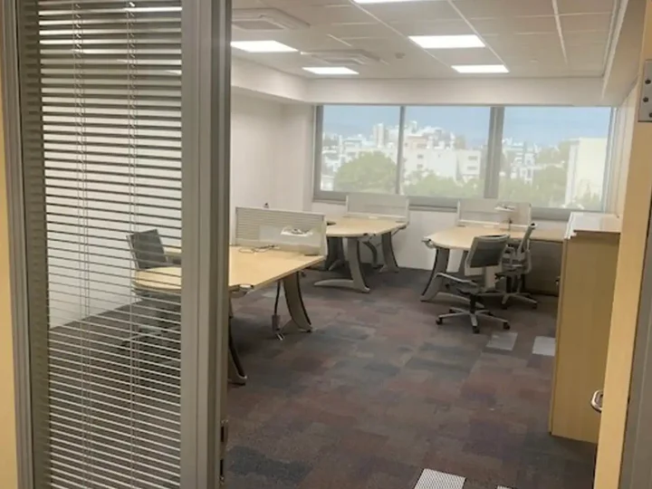 Office 199 m² for rent in Limassol, Limassol - Agia Triada